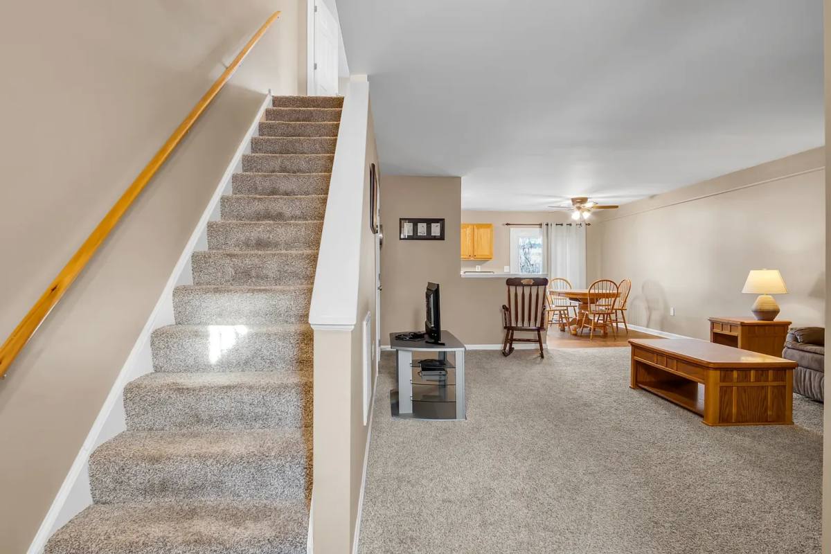 Townhouse for rent at 7214 Huntingdon St, Harrisburg, PA 17111
