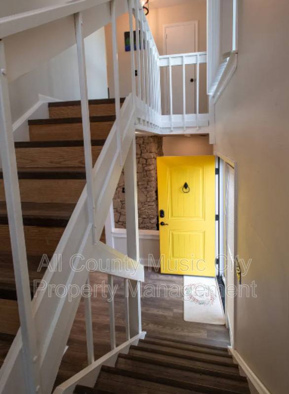 Townhouse for rent at 129 Hermitage Wood Dr, Hermitage, TN 37076