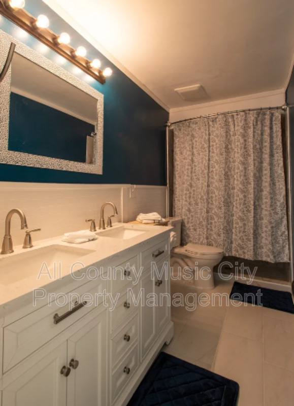 Townhouse for rent at 129 Hermitage Wood Dr, Hermitage, TN 37076