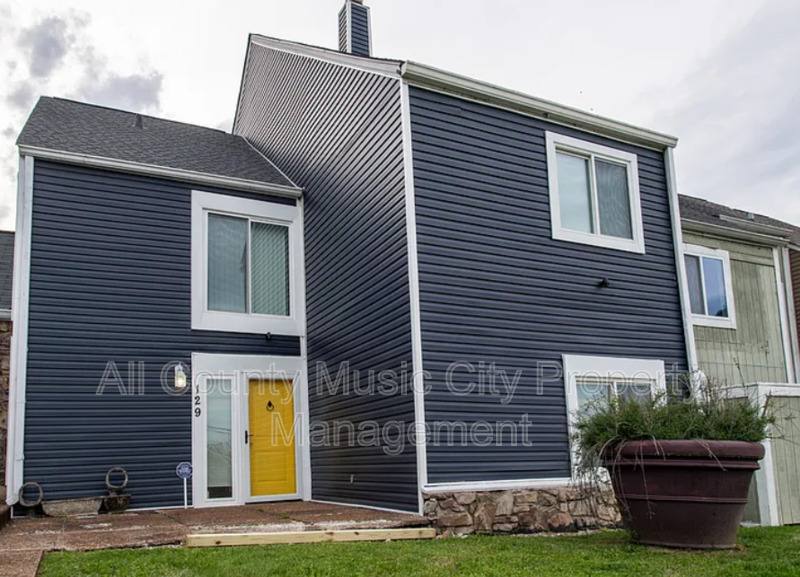Townhouse for rent at 129 Hermitage Wood Dr, Hermitage, TN 37076