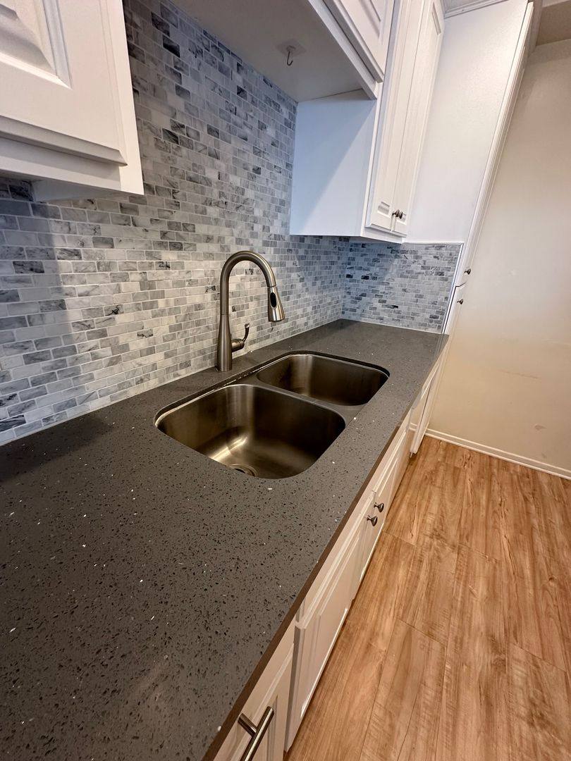 Apartment for rent at 4533 Colbath Ave, Sherman Oaks, CA 91423