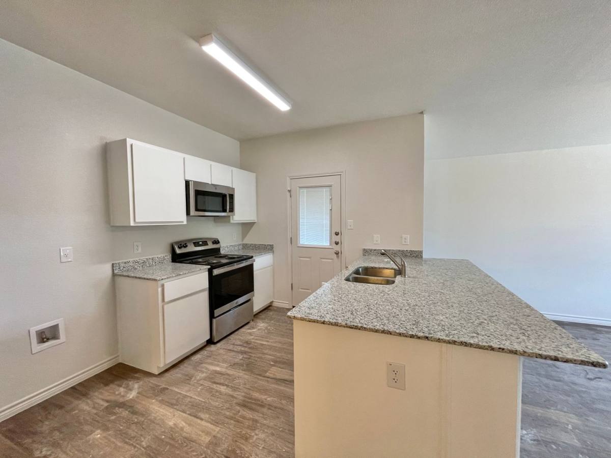 Townhouse for rent at 1708 Clovis Dr, Copperas Cove, TX 76522