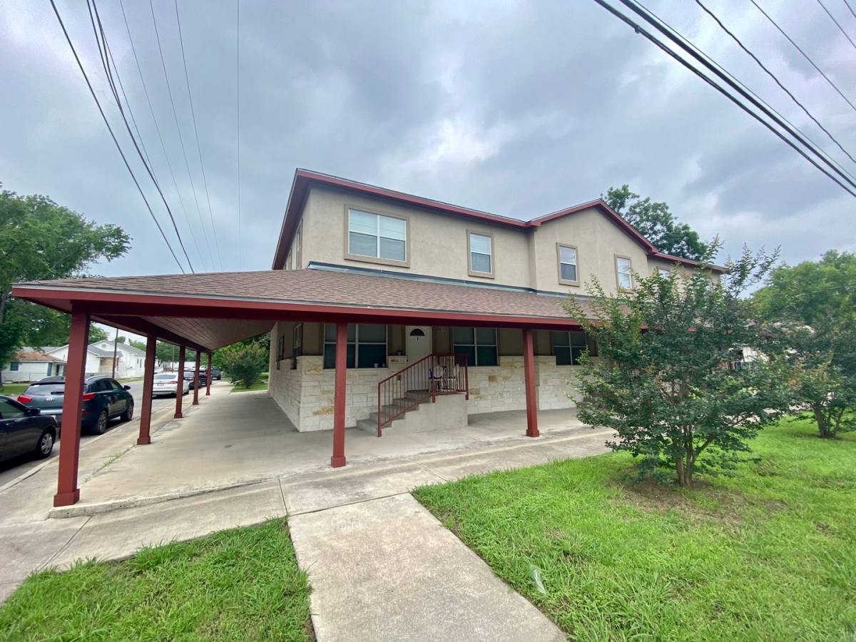 Apartment for rent at 524 S Lbj, San Marcos, TX 78666