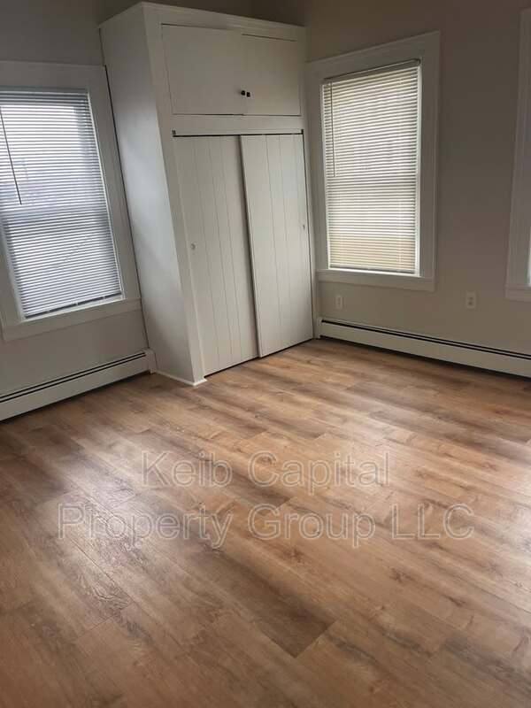 Apartment for rent at 7 Oak St #1, Glens Falls, NY 12801
