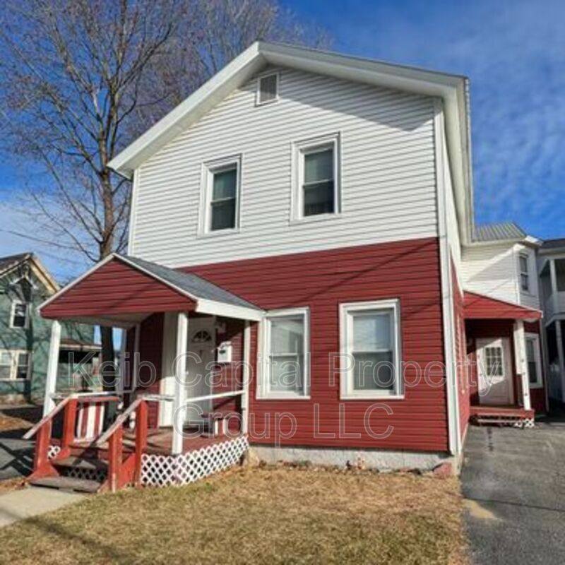 Apartment for rent at 7 Oak St #1, Glens Falls, NY 12801