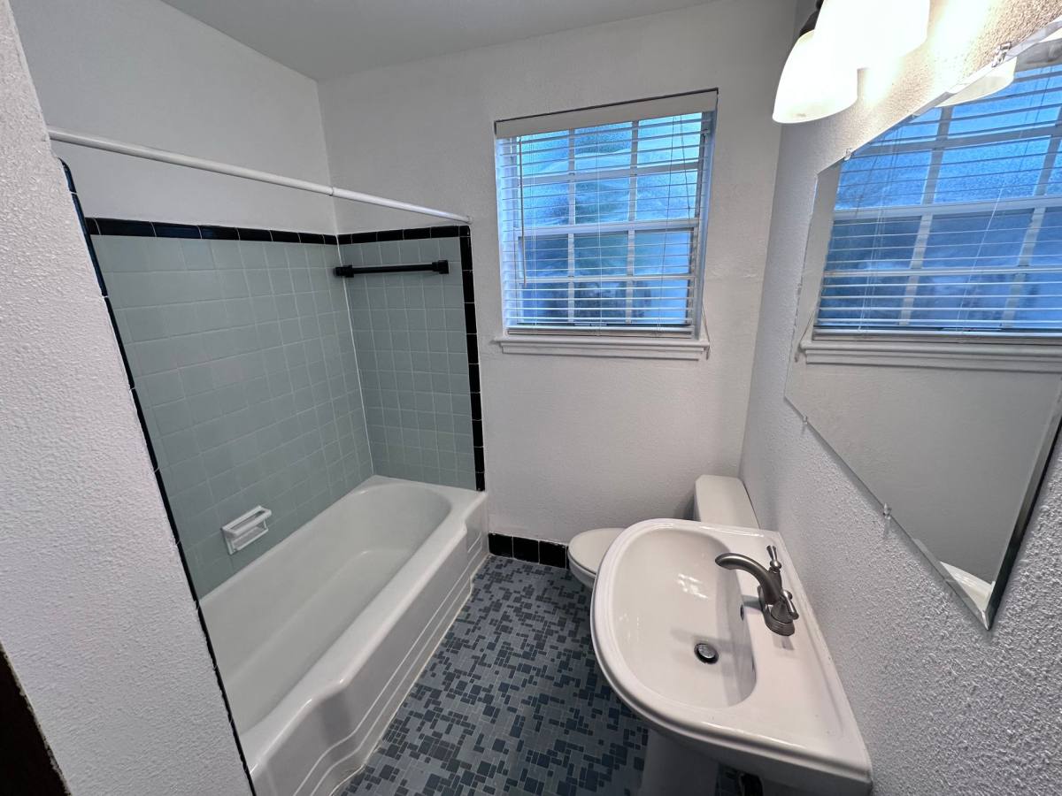 Apartment for rent at 1731 Flagler Ave, Jacksonville, FL 32207