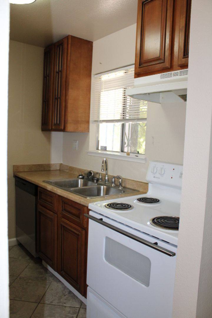 Townhouse for rent at 507 Chabre Court, El Sobrante, CA 94803
