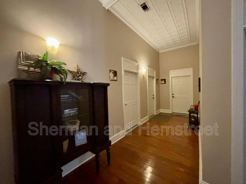 Apartment for rent at 1204 Broad St #4, Augusta, GA 30901