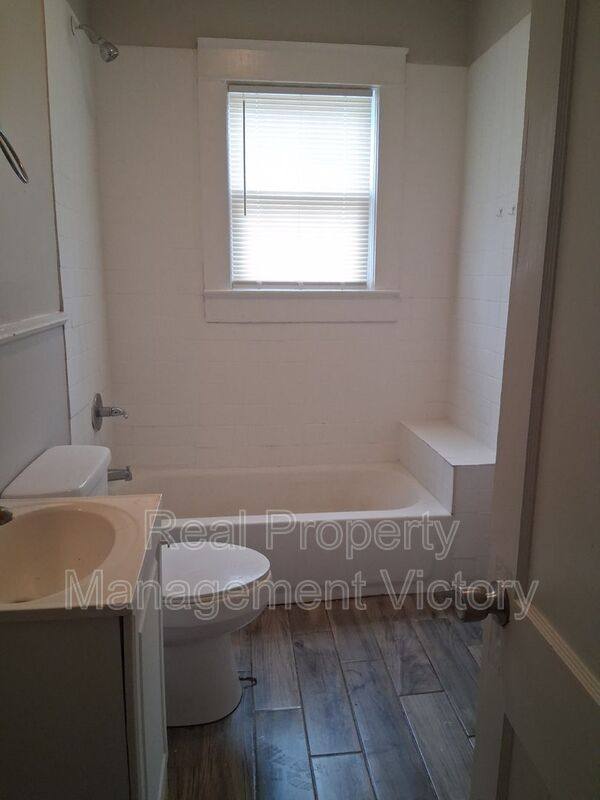 House for rent at 7017 Division Ave, Birmingham, AL 35206