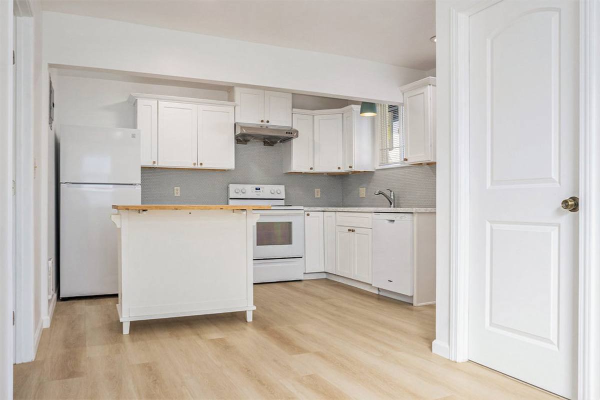 Apartment for rent at 765 Taylor Ave, Alameda, CA 94501