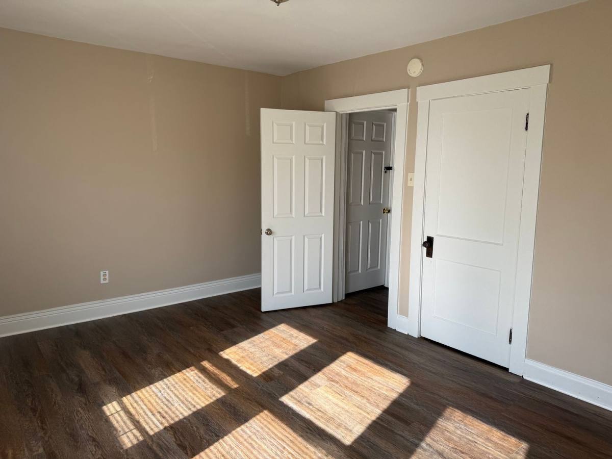 Apartment for rent at 823 Pine St, Hagerstown, MD 21740