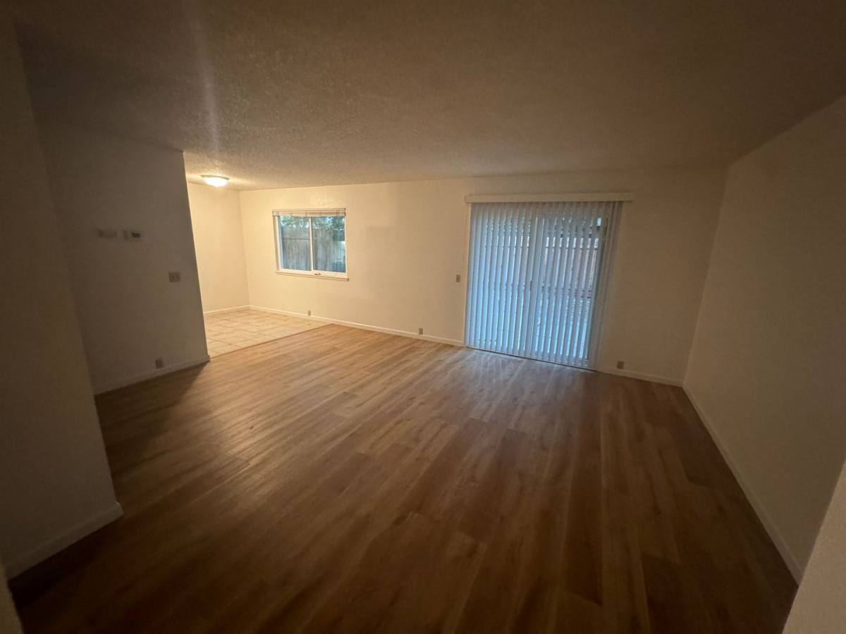 Apartment for rent at 1422 Drake Dr, Davis, CA 95616