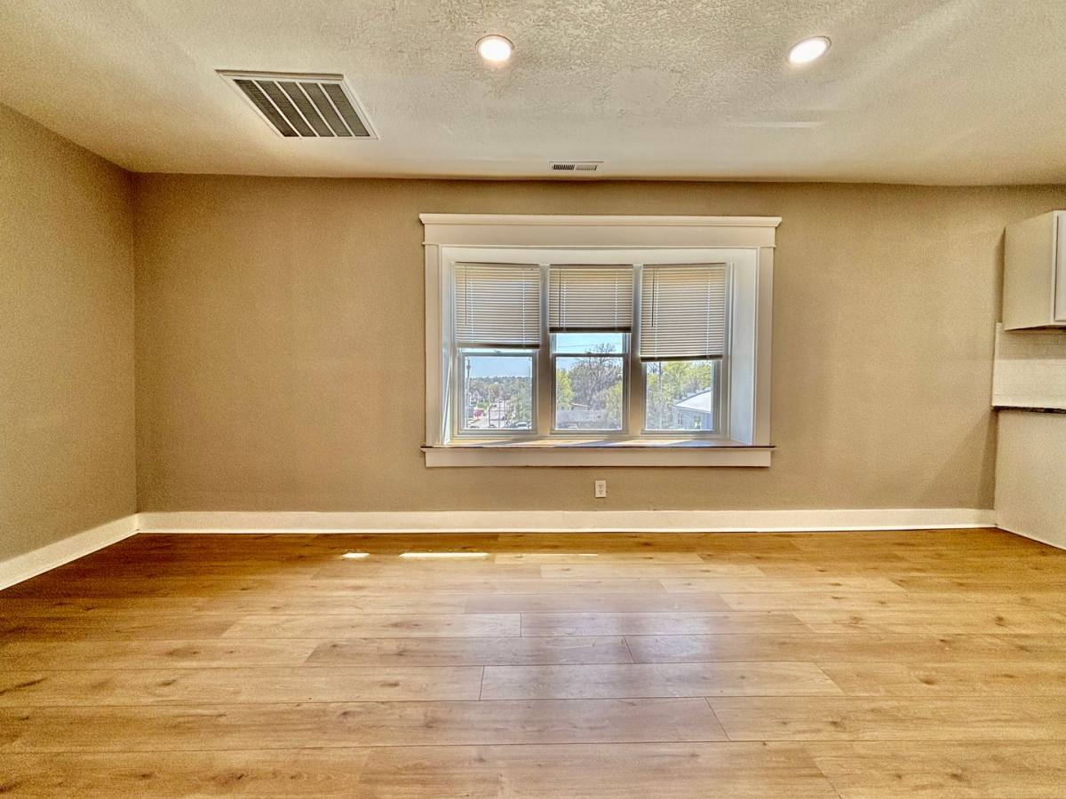 Apartment for rent at 3842-3844 Brooklyn Ave, Kansas City, MO 64109