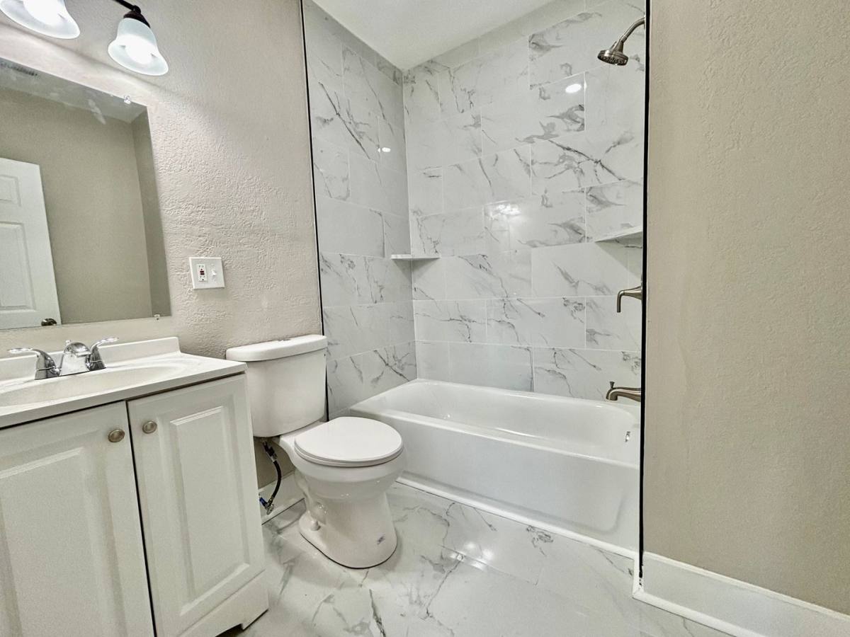 Apartment for rent at 3842-3844 Brooklyn Ave, Kansas City, MO 64109
