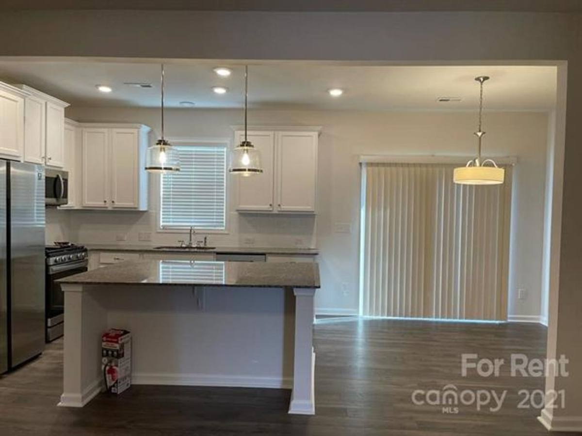House for rent at 8139 Sheffield Dr, Terrell, NC 28682