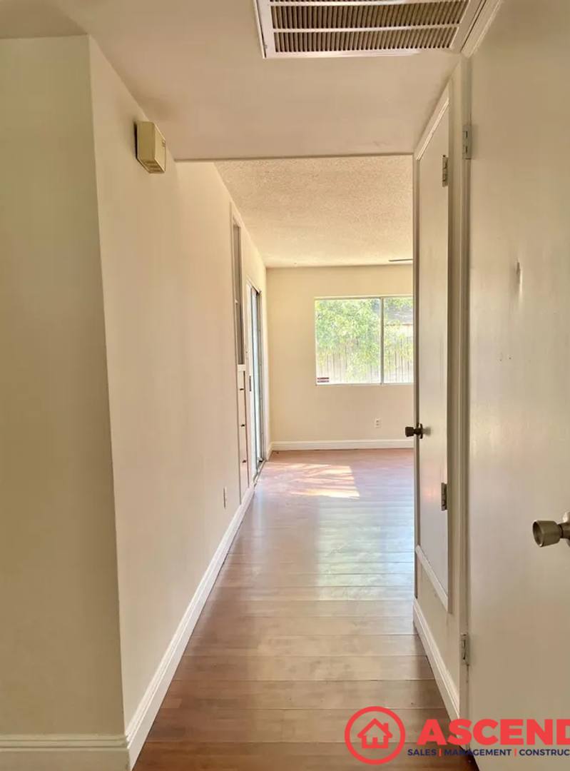 House for rent at 2213 Dayton Ave, Bakersfield, CA 93304