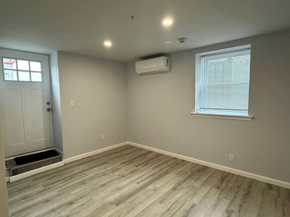 Apartment for rent at 5130 Pennell Rd, Aston, PA 19014
