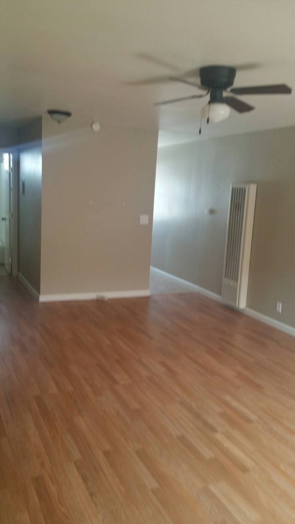 Apartment for rent at 13715 Cordary Ave, Hawthorne, CA 90250