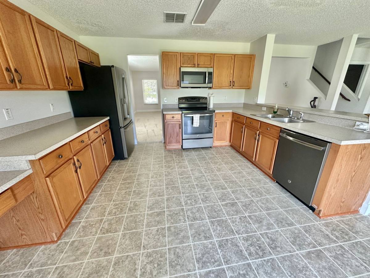 House for rent at 107 Keystone Crest Court, Sanford, FL 32771