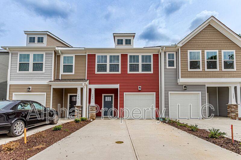 House for rent at 124 Keel Lane, Simpsonville, SC 29681
