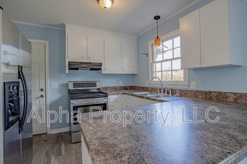 House for rent at 105 Shadecrest Dr, Mauldin, SC 29662
