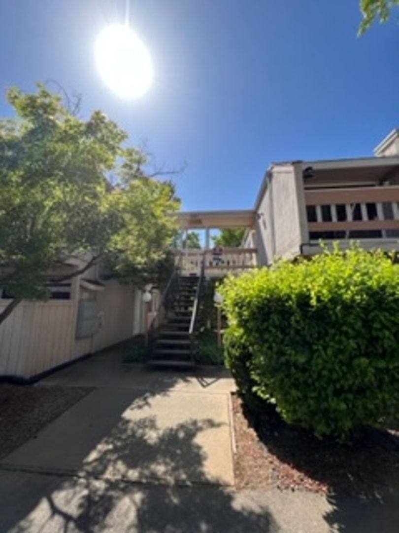 Condo for rent at 2200 Notre Dame, Chico, CA 95928