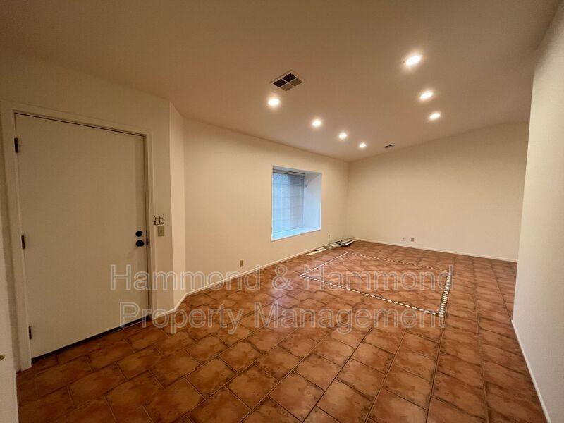 House for rent at 161 Heavenly Valley Rd, Newbury Park, CA 91320