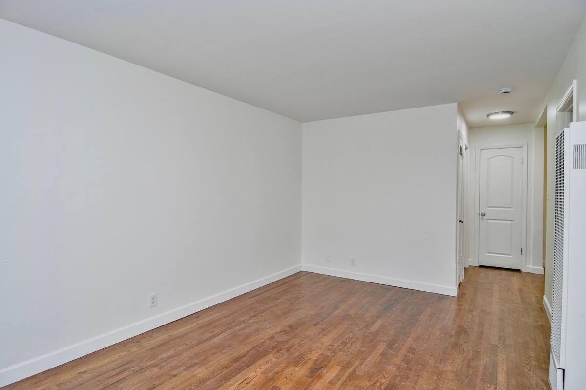 Apartment for rent at 95 N 8th St, San Jose, CA 95112