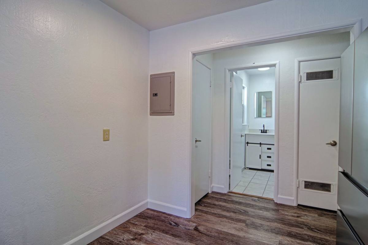 Apartment for rent at 95 N 8th St, San Jose, CA 95112