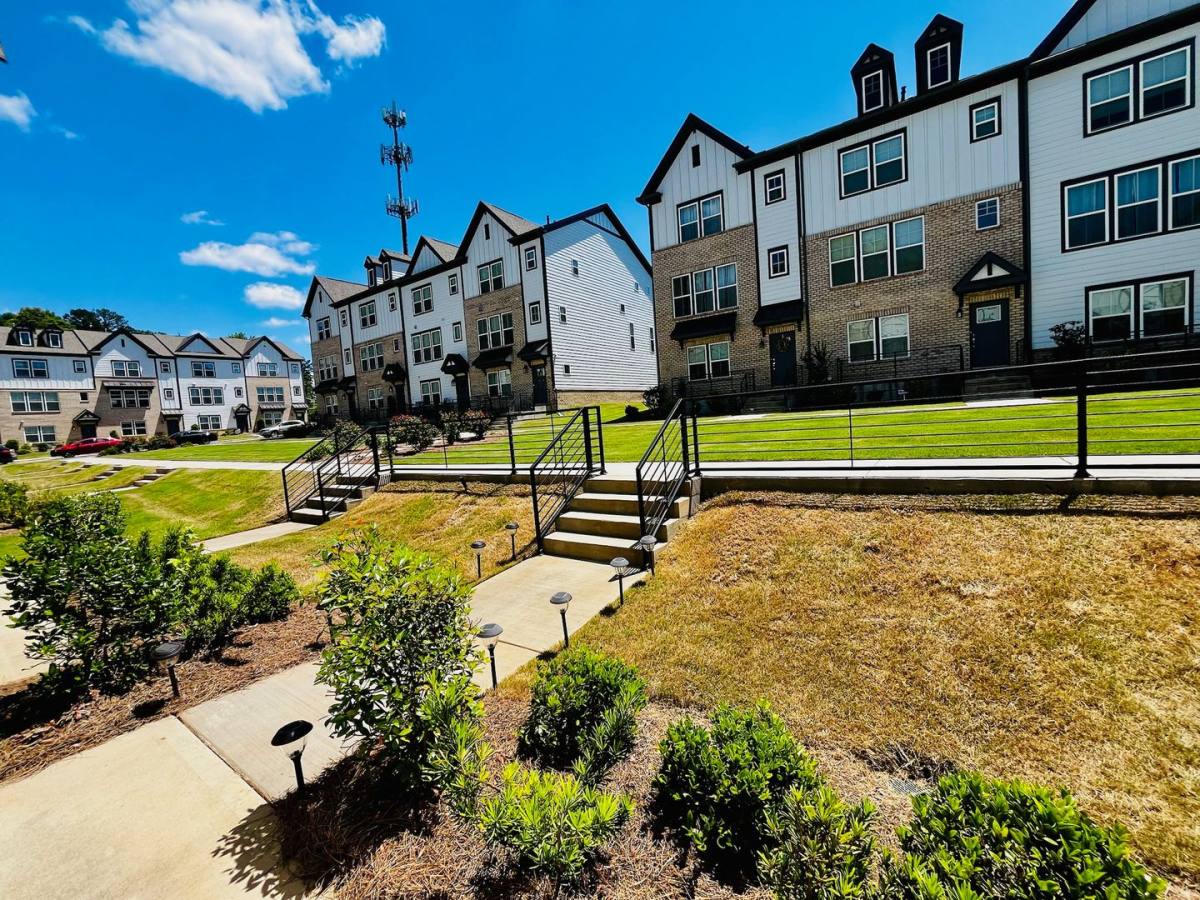 Townhouse for rent at 12327 Landry Renee Place, Charlotte, NC 28277