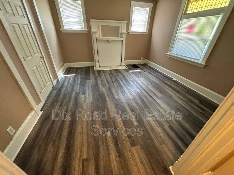 House for rent at 1026 Del Monte #1, Cincinnati, OH 45205