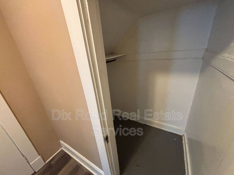 House for rent at 1026 Del Monte #1, Cincinnati, OH 45205
