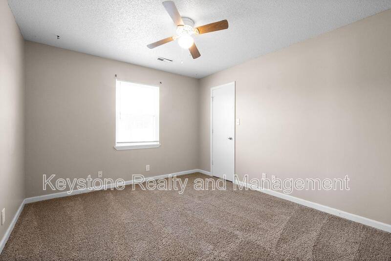 Apartment for rent at 1375 Thompsonville Lane #49, Oak Grove, KY 42262