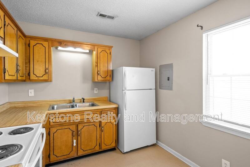 Apartment for rent at 1375 Thompsonville Lane #49, Oak Grove, KY 42262