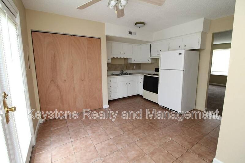 Townhouse for rent at 1088 Pembroke Oak Grove Rd #21, Oak Grove, KY 42262