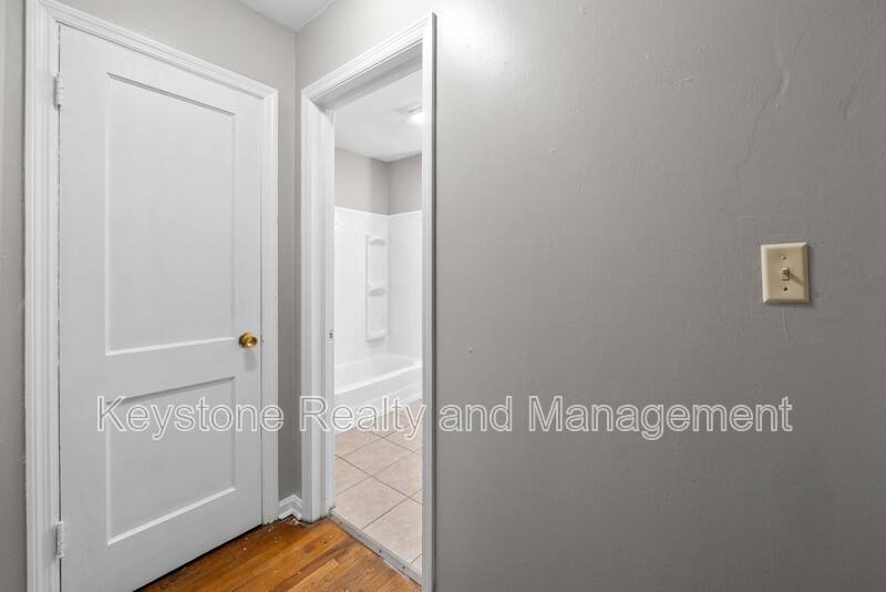 Apartment for rent at 1525 Ferrel St, Hopkinsville, KY 42240