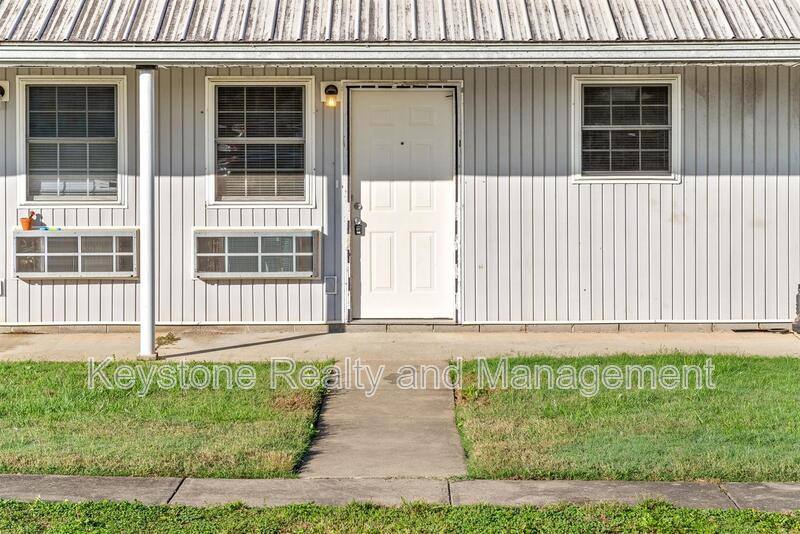 Apartment for rent at 280 Thompsonville Lane #C, Oak Grove, KY 42262