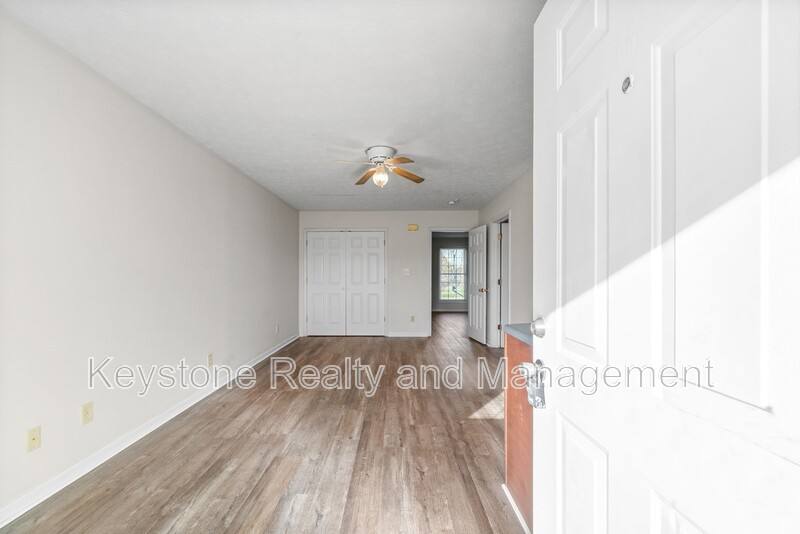 Apartment for rent at 280 Thompsonville Lane #C, Oak Grove, KY 42262