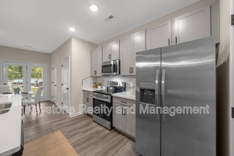 Apartment for rent at 15 Millswood Dr #B-306, Clarksville, TN 37042