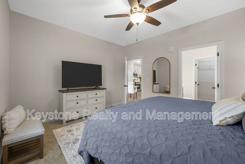 Apartment for rent at 15 Millswood Dr #B-306, Clarksville, TN 37042