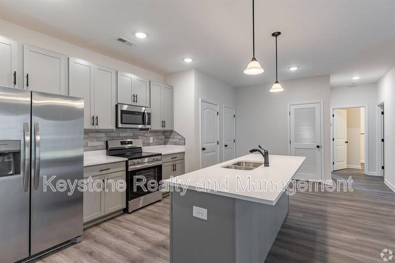 Apartment for rent at 15 Millswood Dr #B-111, Clarksville, TN 37042