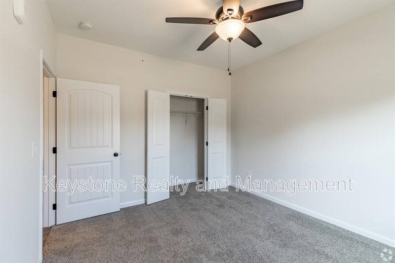 Apartment for rent at 15 Millswood Dr #B-111, Clarksville, TN 37042