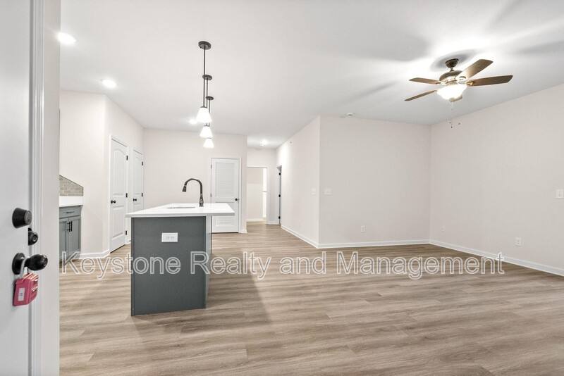 Apartment for rent at 15 Millswood Dr #B-111, Clarksville, TN 37042