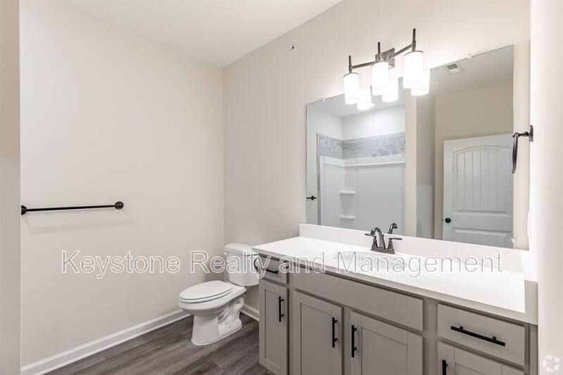 Apartment for rent at 15 Millswood Dr #B-111, Clarksville, TN 37042