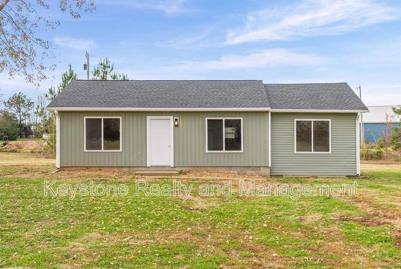 House for rent at 225 Military Rd, Herndon, KY 42236