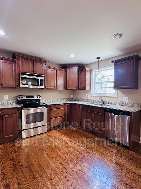 House for rent at 2469 Senseney Dr, Clarksville, TN 37042