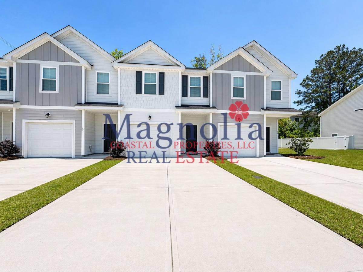 Townhouse for rent at 53 Dorsey Dr, Richmond Hill, GA 31324