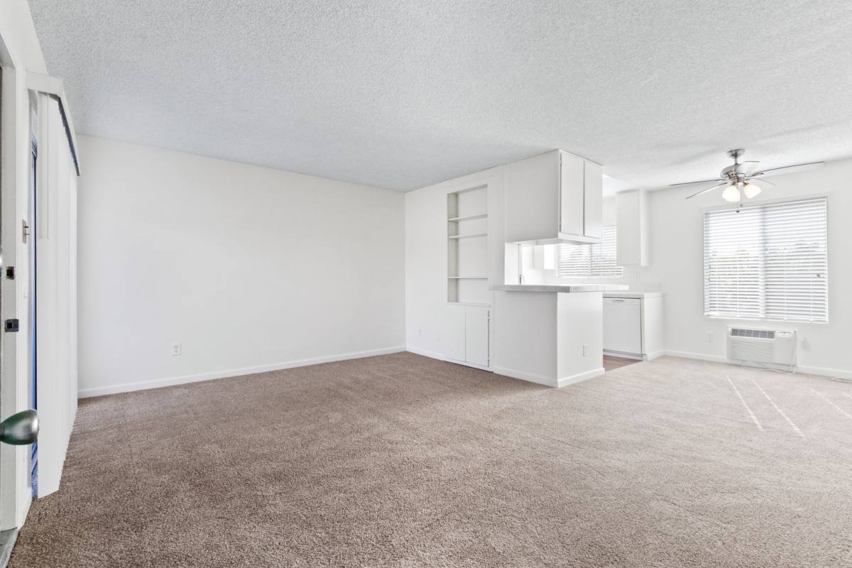 Apartment for rent at 540 Naples St, Chula Vista, CA 91911