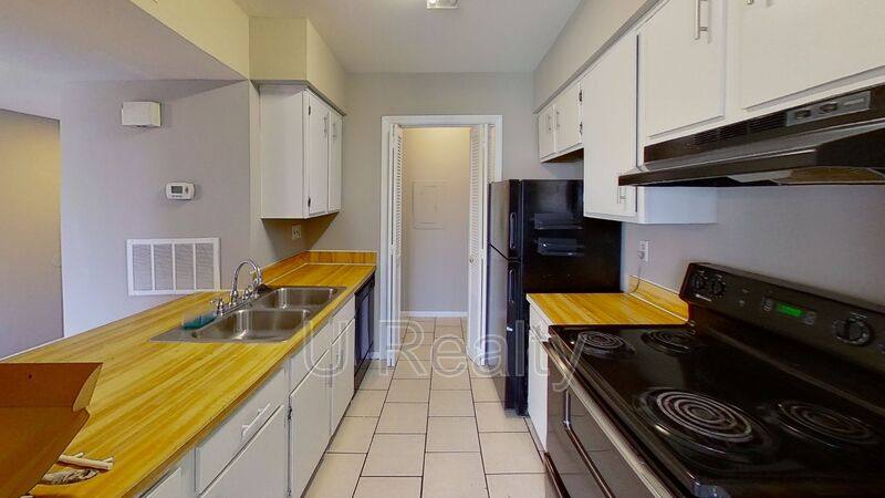 House for rent at 11139 Harrowfield Rd, Charlotte, NC 28226