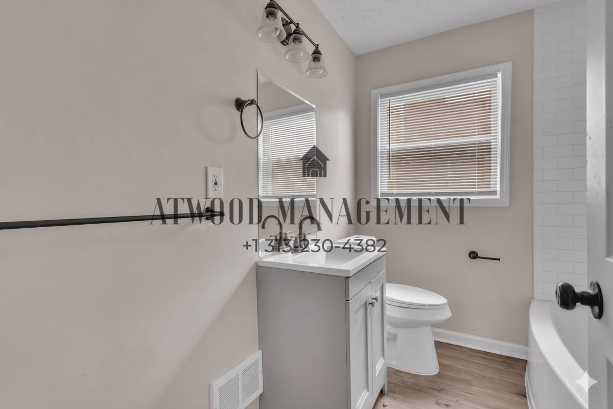 House for rent at 11634 Sussex St, Detroit, MI 48227